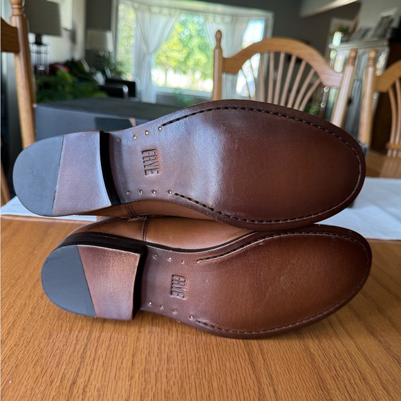 NWOT in Box Frye Women's Marissa Medallion Cognac Tall Boots Size 6 - Picture 12 of 12